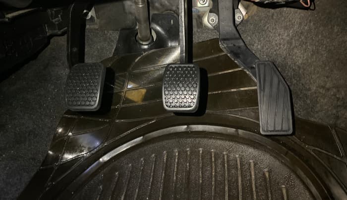 2015 Maruti Alto K10 VXI, Petrol, Manual, 47,222 km, Pedals