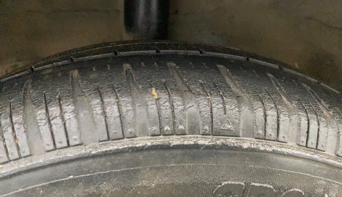 2016 Hyundai Grand i10 SPORTZ 1.2 KAPPA VTVT, Petrol, Manual, 62,977 km, Right Rear Tyre Tread