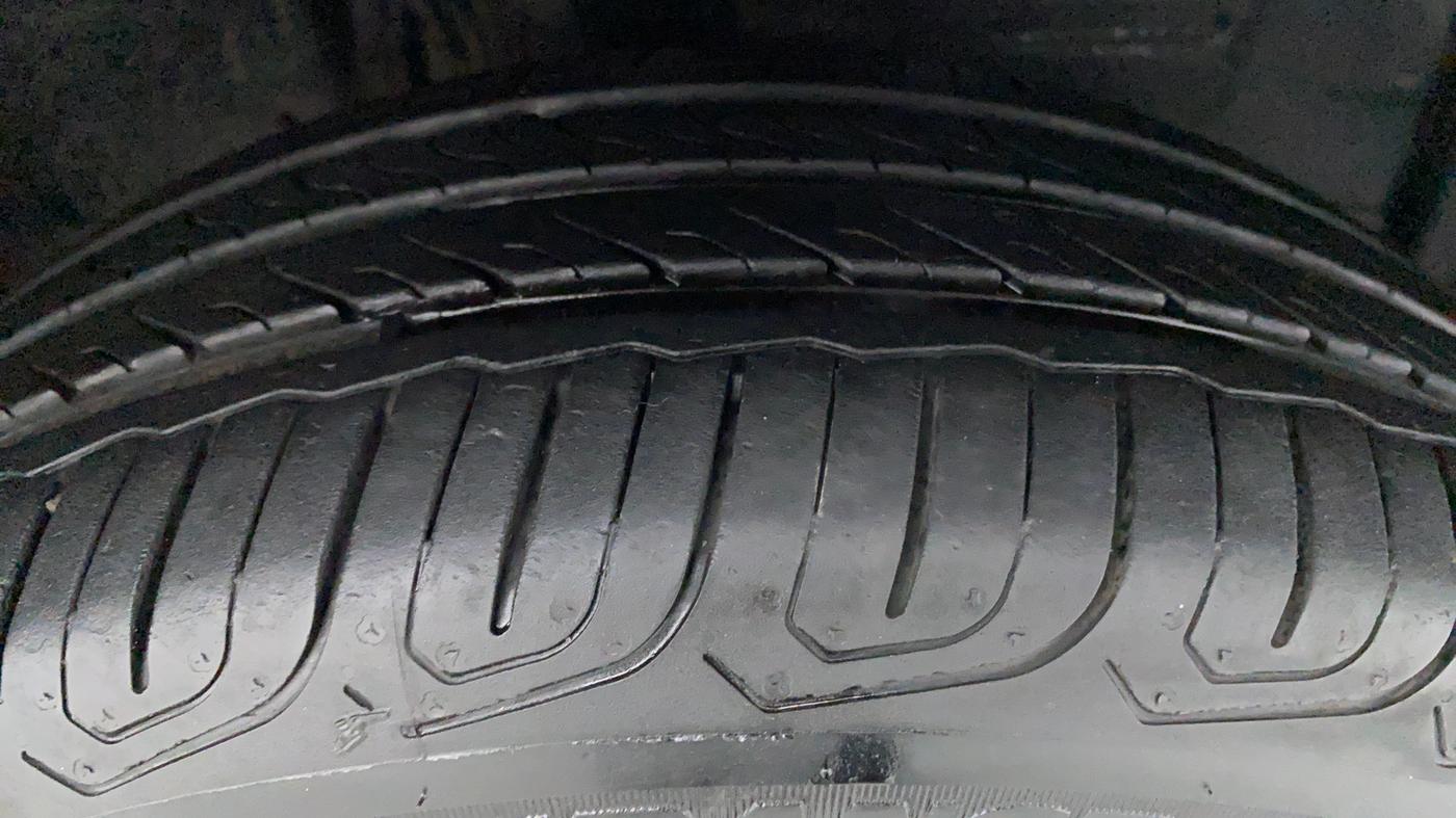2018 Toyota YARIS VX CVT, Petrol, Automatic, 60,571 km, Right Front Tyre Tread