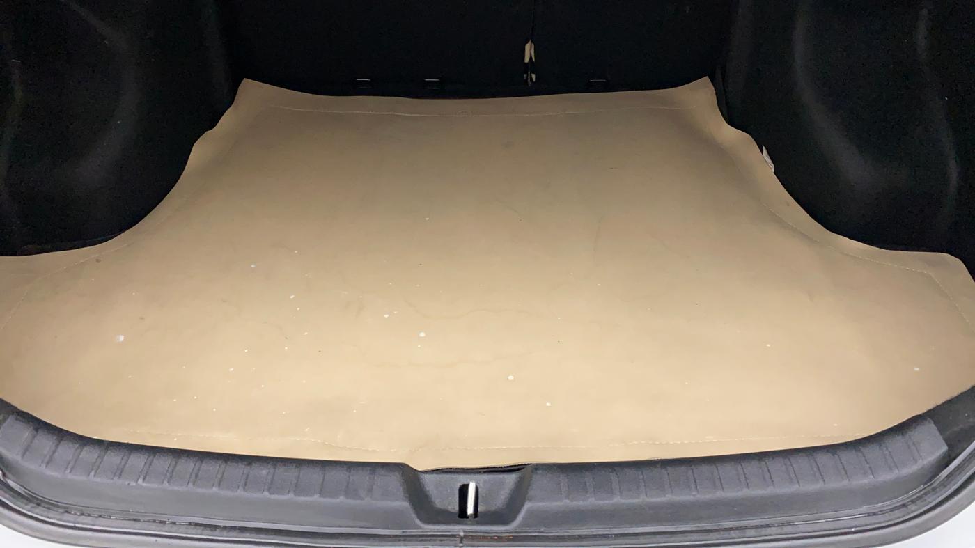 2018 Toyota YARIS VX CVT, Petrol, Automatic, 60,571 km, Boot Inside