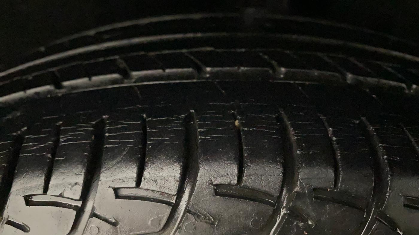 2018 Maruti Baleno DELTA CVT PETROL 1.2, Petrol, Automatic, 60,161 km, Left Rear Tyre Tread