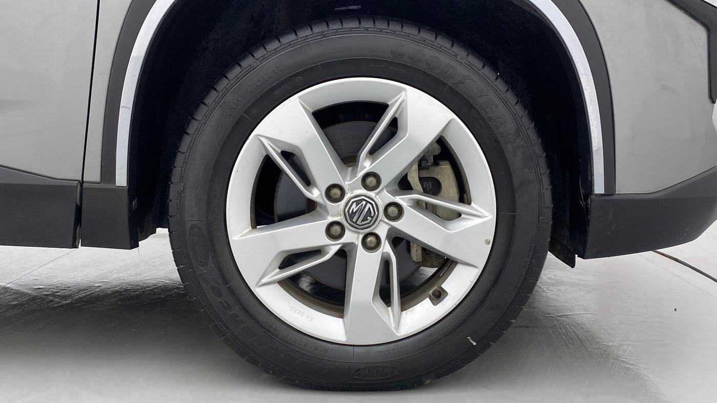 2019 MG HECTOR SUPER DIESEL, Diesel, Manual, 24,618 km, Right Front Wheel