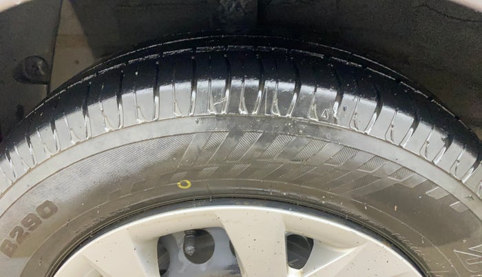 2016 Hyundai Grand i10 SPORTZ 1.2 KAPPA VTVT, Petrol, Manual, 67,039 km, Right Rear Tyre Tread