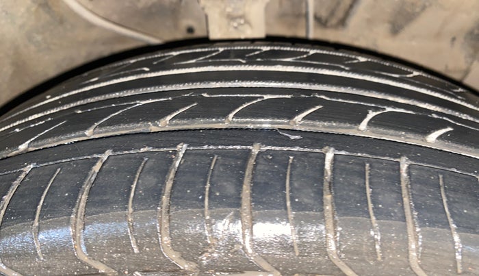 2018 Hyundai Creta SX 1.6 PETROL, Petrol, Manual, 82,153 km, Right Front Tyre Tread