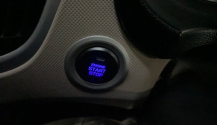 2018 Hyundai Creta SX 1.6 PETROL, Petrol, Manual, 82,153 km, Keyless Start/ Stop Button