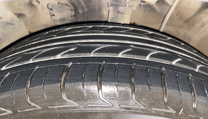 2018 Hyundai Creta SX 1.6 PETROL, Petrol, Manual, 82,153 km, Left Front Tyre Tread