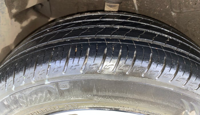 2018 Tata NEXON XZA PLUS DIESEL, Diesel, Automatic, 61,389 km, Right Rear Tyre Tread