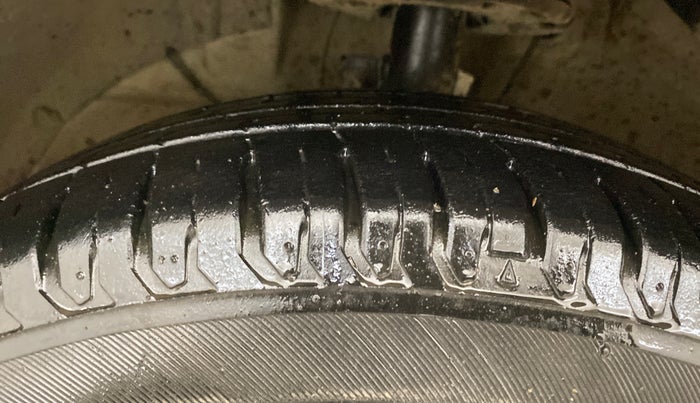 2019 Maruti XL6 ALPHA MT, Petrol, Manual, 52,801 km, Left Front Tyre Tread