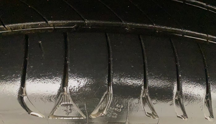 2020 Hyundai Verna SX (O) 1.0 TURBO DCT, Petrol, Automatic, 72,649 km, Left Front Tyre Tread