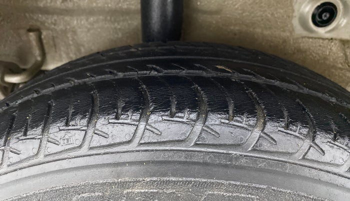 2016 Maruti Celerio ZXI, Petrol, Manual, 53,494 km, Right Rear Tyre Tread