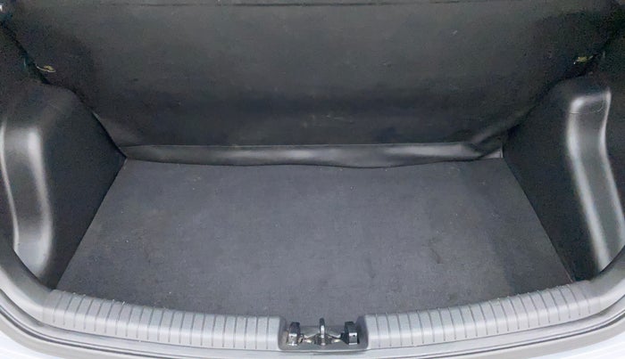 2019 Hyundai Grand i10 MAGNA 1.2 KAPPA VTVT, Petrol, Manual, 17,082 km, Boot Inside
