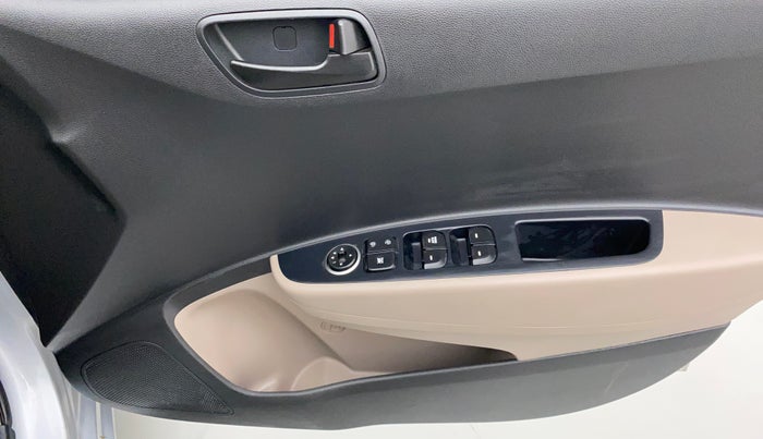 2019 Hyundai Grand i10 MAGNA 1.2 KAPPA VTVT, Petrol, Manual, 17,082 km, Driver Side Door Panels Control