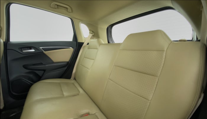 2016 Honda Jazz 1.2 V AT, Petrol, Automatic, 31,614 km, Right Side Rear Door Cabin