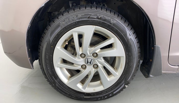 2016 Honda Jazz 1.2 V AT, Petrol, Automatic, 31,614 km, Left Front Wheel