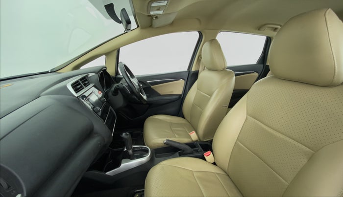 2016 Honda Jazz 1.2 V AT, Petrol, Automatic, 31,614 km, Right Side Front Door Cabin