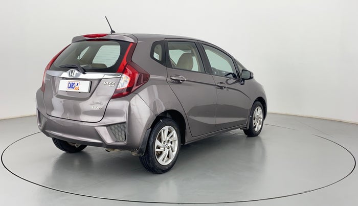2016 Honda Jazz 1.2 V AT, Petrol, Automatic, 31,614 km, Right Back Diagonal