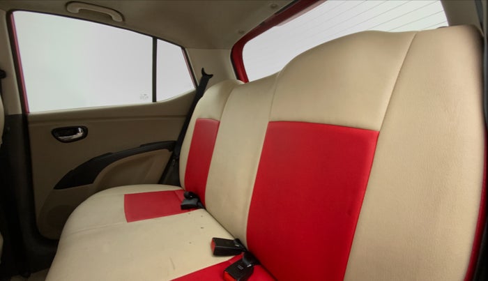 2013 Hyundai i10 ASTA 1.2 AT KAPPA2 WITH SUNROOF, Petrol, Automatic, 50,203 km, Right Side Rear Door Cabin