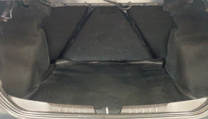 2014 Tata Zest XMA F-TRONIC DIESEL, Diesel, Automatic, 1,33,640 km, Boot Inside