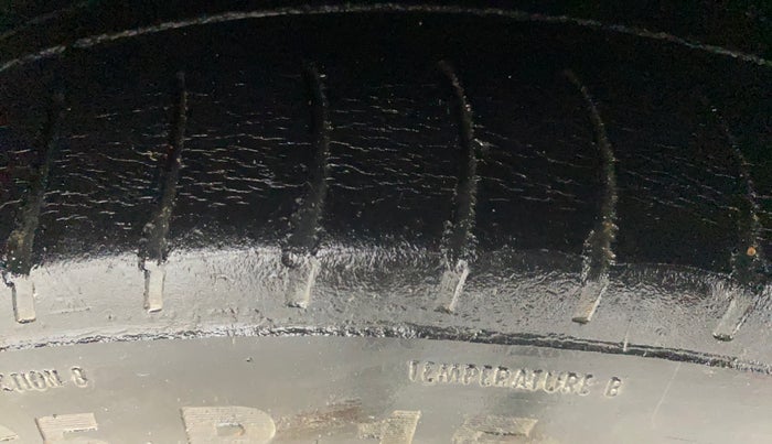 2014 Tata Zest XMA F-TRONIC DIESEL, Diesel, Automatic, 1,33,640 km, Right Front Tyre Tread