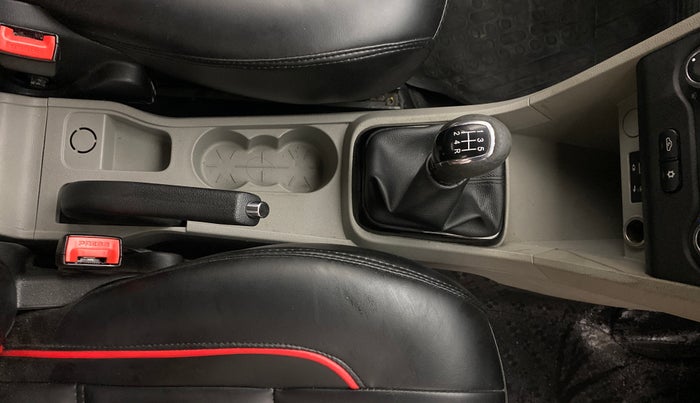 2017 Tata Tiago WIZZ EDITION PETROL, Petrol, Manual, 68,456 km, Gear Lever