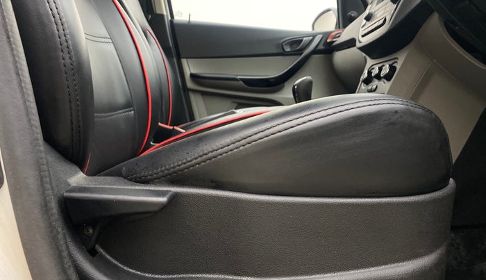 2017 Tata Tiago WIZZ EDITION PETROL, Petrol, Manual, 68,456 km, Driver Side Adjustment Panel