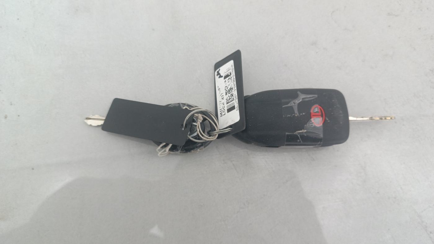 2017 Tata Tiago XZA PETROL, Petrol, Automatic, 30,705 km, Key Close Up