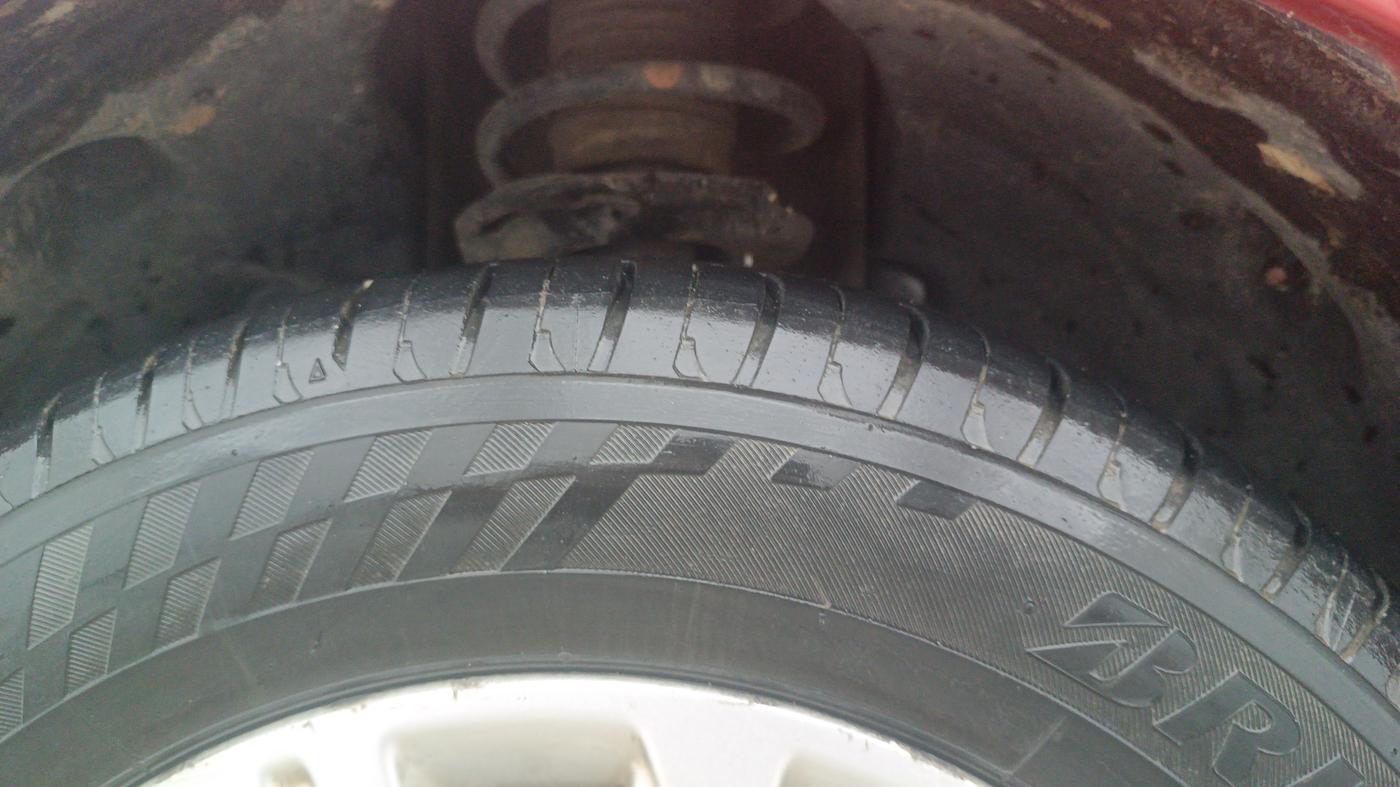 2017 Tata Tiago XZA PETROL, Petrol, Automatic, 30,705 km, Left Front Tyre Tread