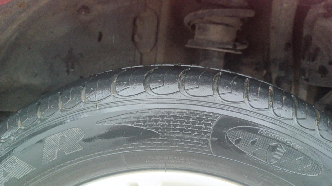 2017 Tata Tiago XZA PETROL, Petrol, Automatic, 30,705 km, Left Rear Tyre Tread
