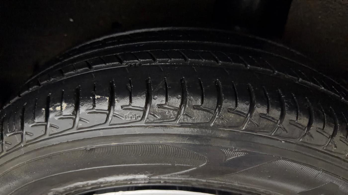 2018 Maruti Baleno DELTA PETROL 1.2, Petrol, Manual, 41,668 km, Left Rear Tyre Tread