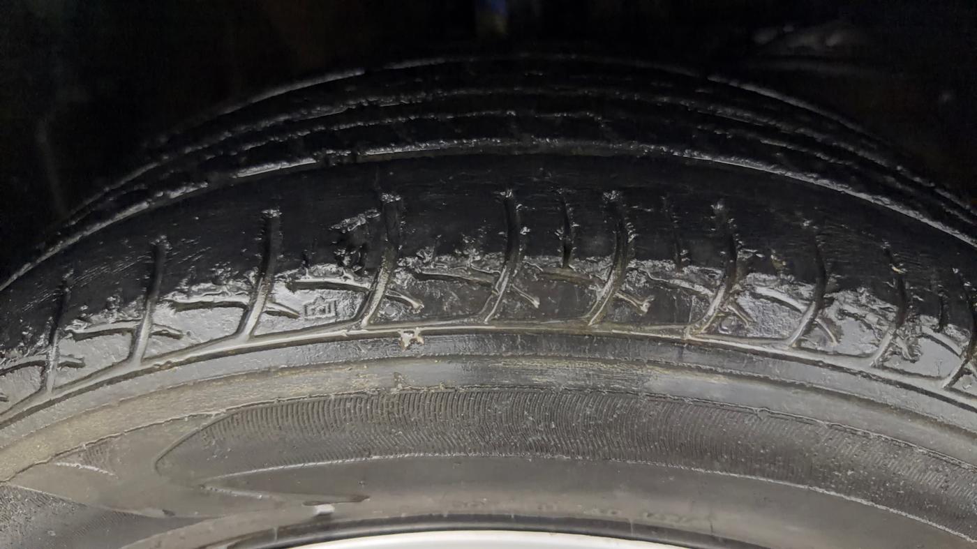 2018 Maruti Baleno DELTA PETROL 1.2, Petrol, Manual, 41,668 km, Right Front Tyre Tread