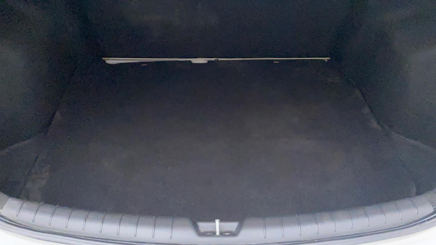2020 Hyundai Verna SX DIESEL MT, Diesel, Manual, 26,204 km, Boot Inside