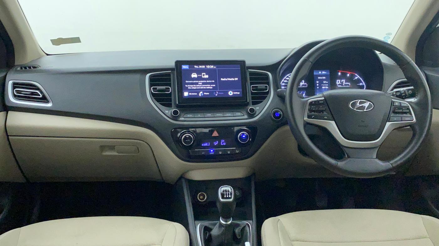 2020 Hyundai Verna SX DIESEL MT, Diesel, Manual, 26,204 km, Dashboard
