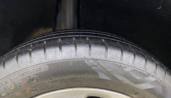 2018 Maruti Baleno ALPHA PETROL 1.2, Petrol, Manual, 13,057 km, Right Rear Tyre Tread