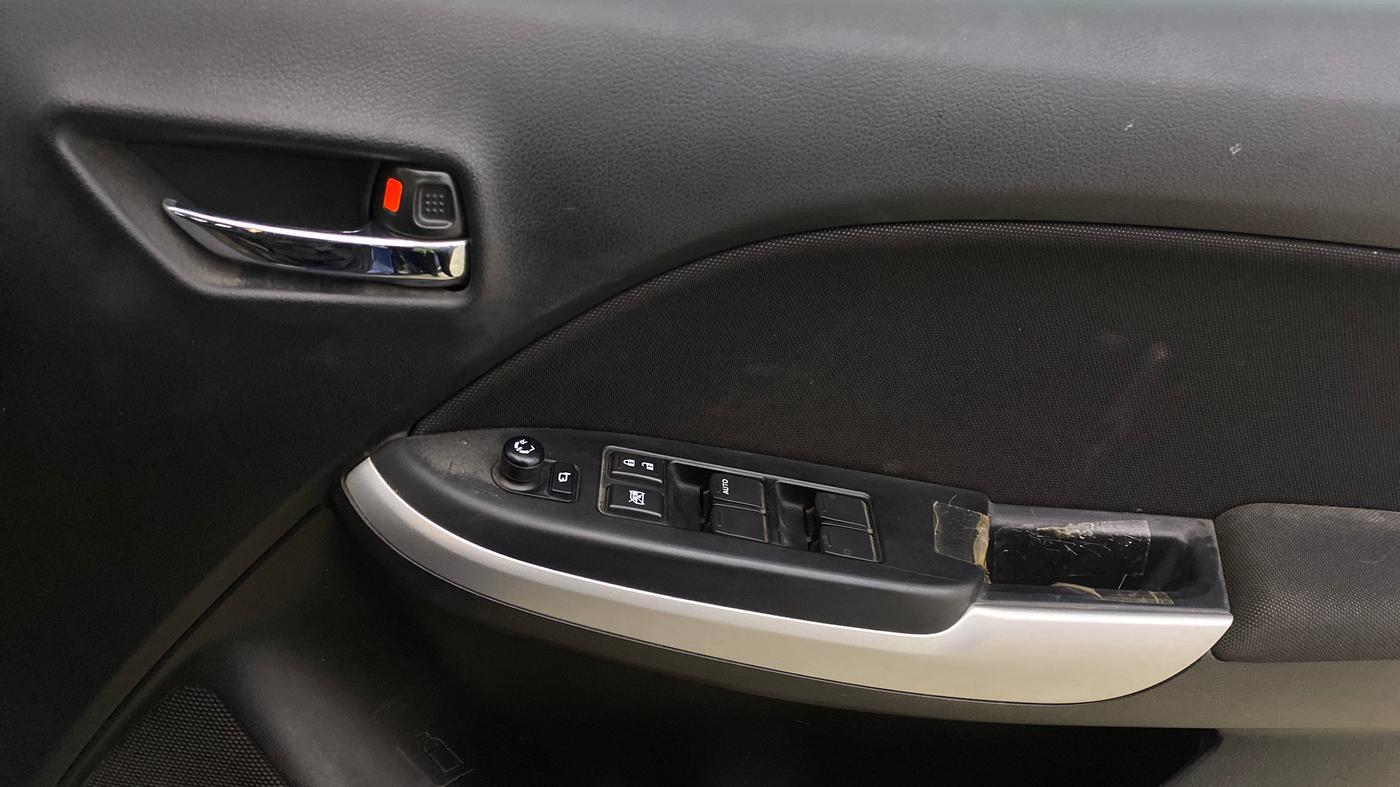 2018 Maruti Baleno ALPHA PETROL 1.2, Petrol, Manual, 13,057 km, Driver Side Door Panels Control