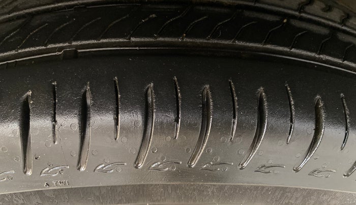 2025 Tata PUNCH Adventure Plus AMT, Petrol, Automatic, 11,142 km, Left Front Tyre Tread