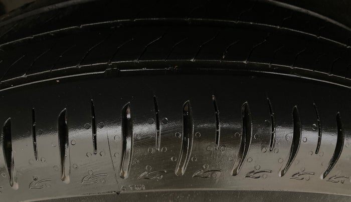 2025 Tata PUNCH Adventure Plus AMT, Petrol, Automatic, 11,142 km, Right Rear Tyre Tread