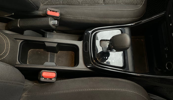 2025 Tata PUNCH Adventure Plus AMT, Petrol, Automatic, 11,142 km, Gear Lever