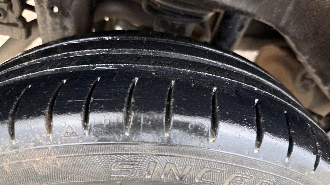 2015 Maruti Alto K10 VXI, Petrol, Manual, 68,293 km, Right Rear Tyre Tread