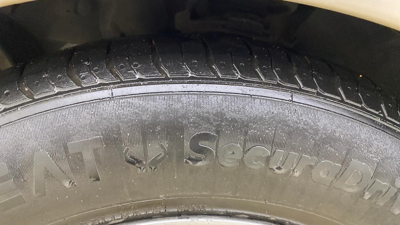 2019 Ford Figo Aspire TITANIUM1.5 DIESEL, Diesel, Manual, 1,43,446 km, Left Front Tyre Tread
