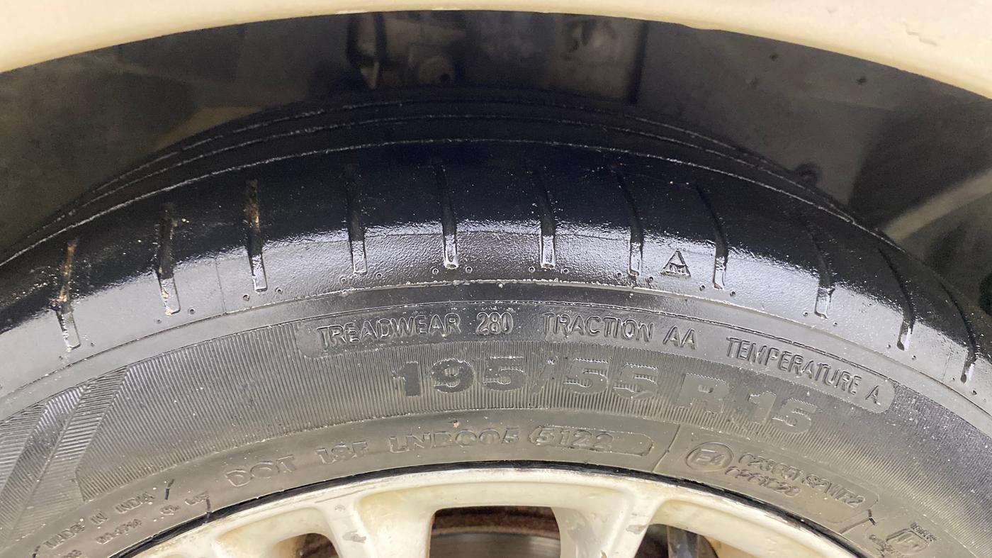 2019 Ford Figo Aspire TITANIUM1.5 DIESEL, Diesel, Manual, 1,43,446 km, Right Front Tyre Tread