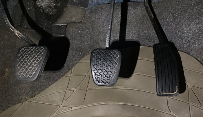 2016 Honda Amaze 1.2L I-VTEC S, Petrol, Manual, 56,392 km, Pedals