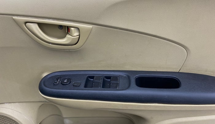 2016 Honda Amaze 1.2L I-VTEC S, Petrol, Manual, 56,392 km, Driver Side Door Panels Control