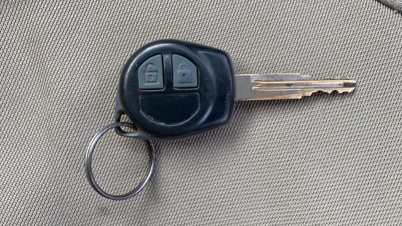2017 Maruti Alto K10 VXI (O), Petrol, Manual, 1,22,161 km, Key Close Up