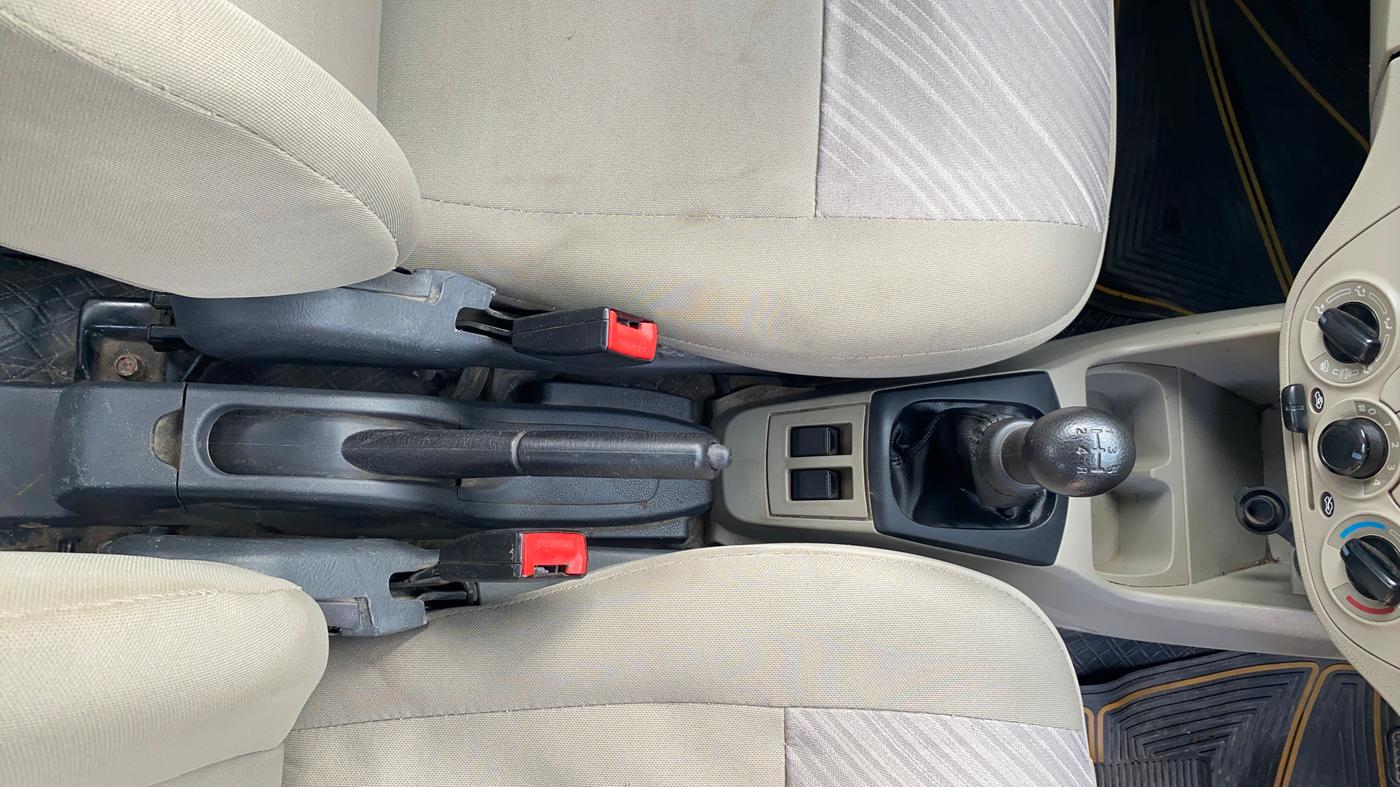 2017 Maruti Alto K10 VXI (O), Petrol, Manual, 1,22,161 km, Gear Lever