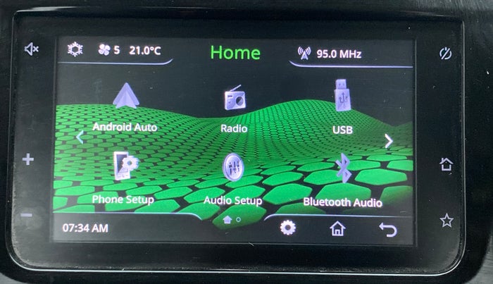 2019 Tata Tiago XZ PLUS PETROL, Petrol, Manual, 49,347 km, Infotainment System