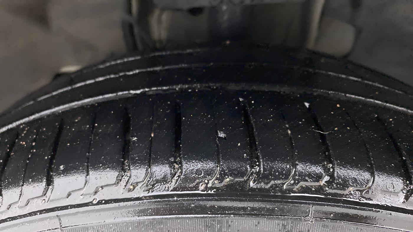 2019 Tata Tiago XZ PLUS PETROL, Petrol, Manual, 49,347 km, Left Front Tyre Tread