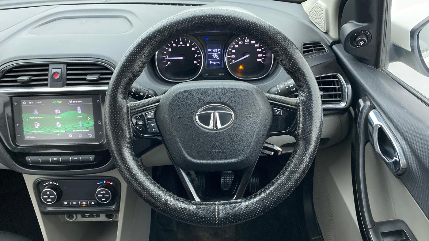 2019 Tata Tiago XZ PLUS PETROL, Petrol, Manual, 49,347 km, Steering Wheel Close Up
