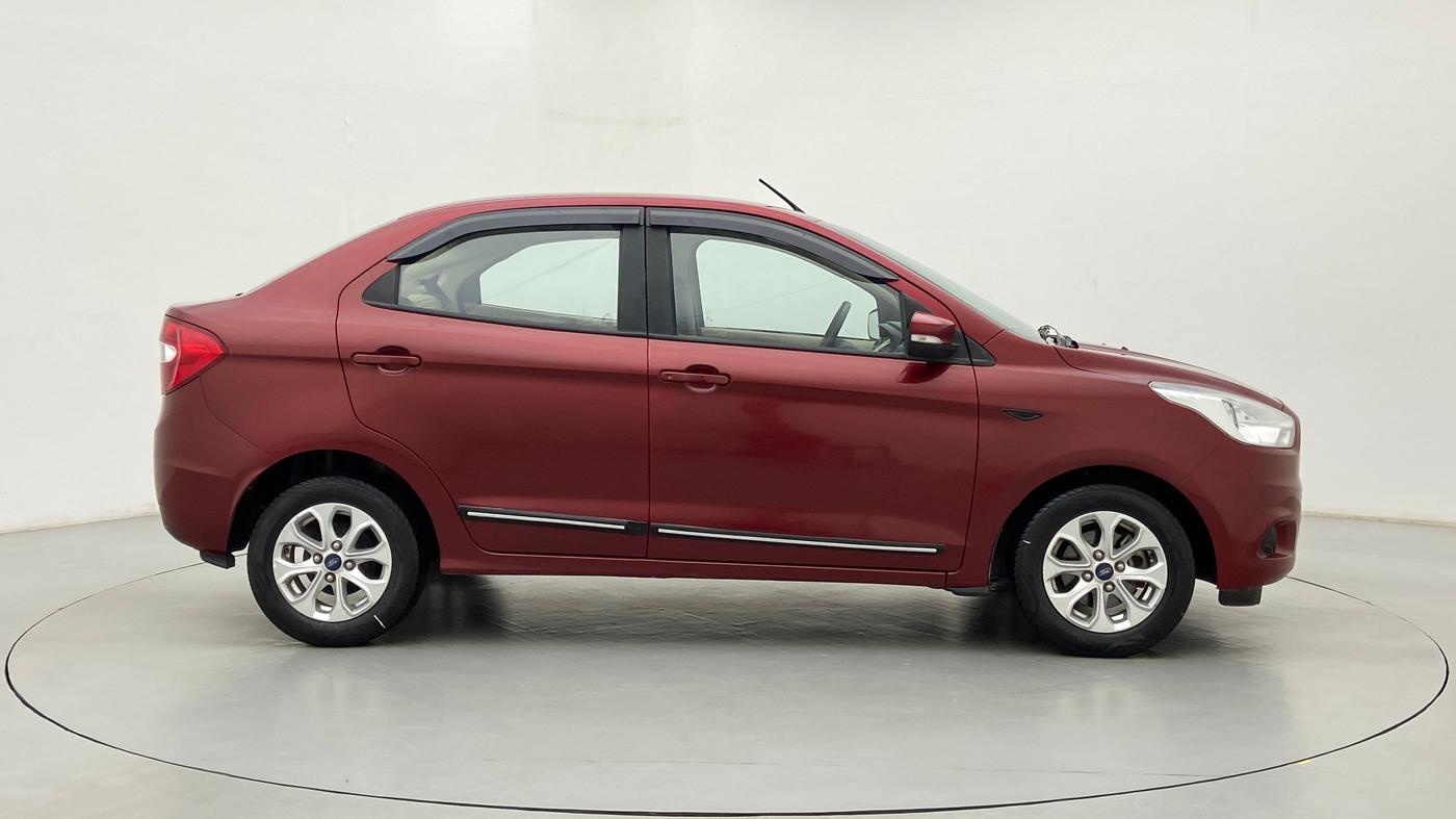 2018 Ford Figo Aspire 1.2 TITANIUM PETROL, Petrol, Manual, 41,300 km, Right Side View