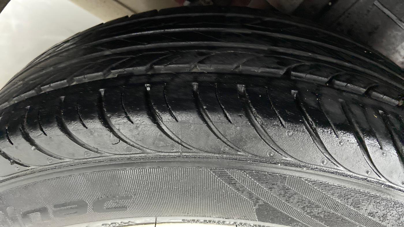 2018 Ford Figo Aspire 1.2 TITANIUM PETROL, Petrol, Manual, 41,300 km, Right Rear Tyre Tread