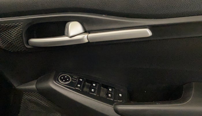 2020 KIA SELTOS HTK 1.5 PETROL, Petrol, Manual, 69,131 km, Driver Side Door Panels Control